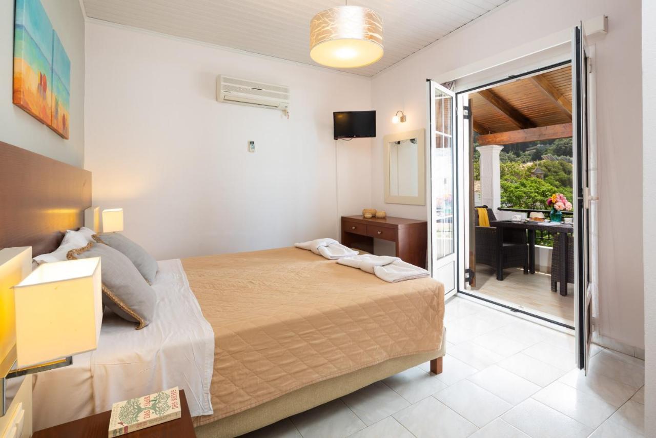 Dandidis Seaside Pension Агиос-Гордиос Экстерьер фото