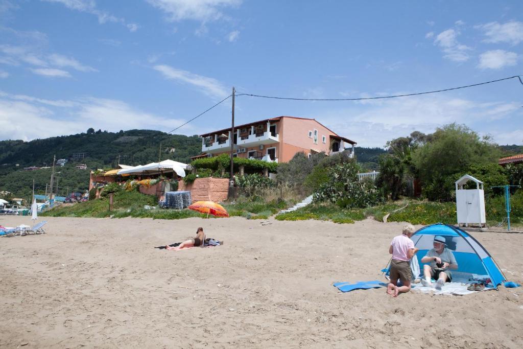 Dandidis Seaside Pension Агиос-Гордиос Экстерьер фото